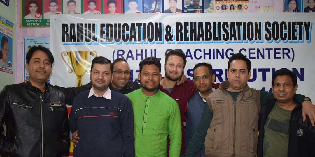 rahul coaching center Slide 3